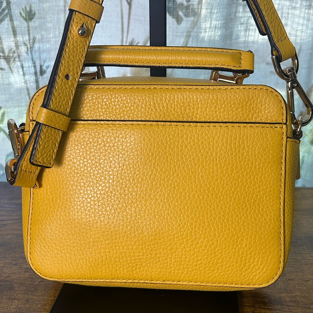 Michael Kors Mott Mini Crossbody Sunflower Yellow - Picture 2 of 7